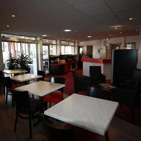 Hotel Saint Andre Gare Sncf 2*