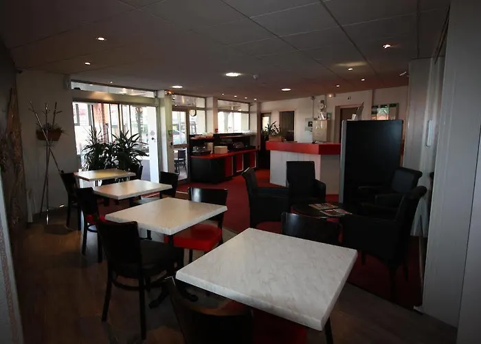 Hotel Saint André Gare Sncf 2*