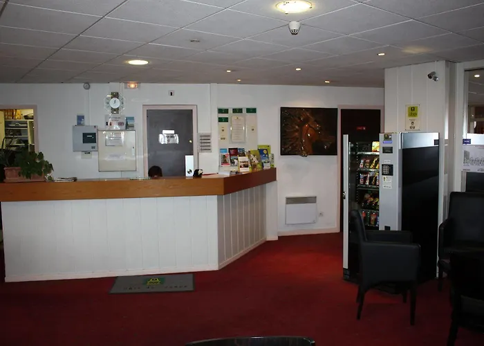 Saint André Gare Sncf Hotel 2*