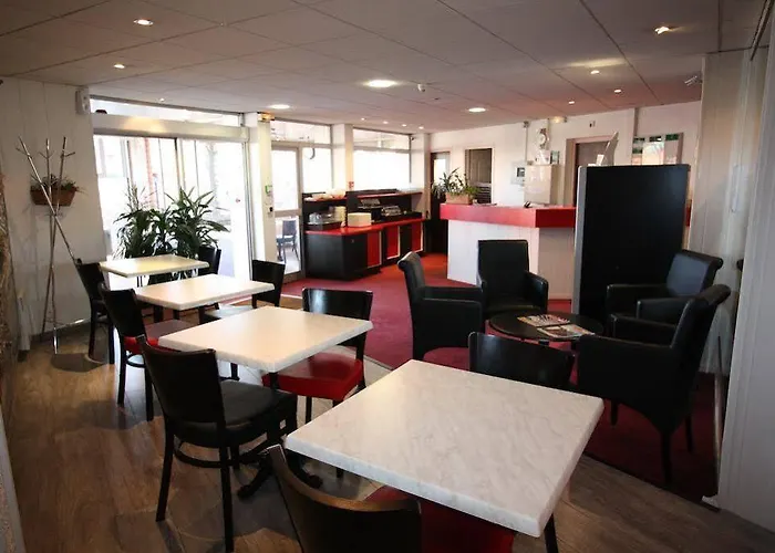 Hotel Saint André Gare Sncf 2*